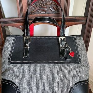 A beautiful Tweed Bag.